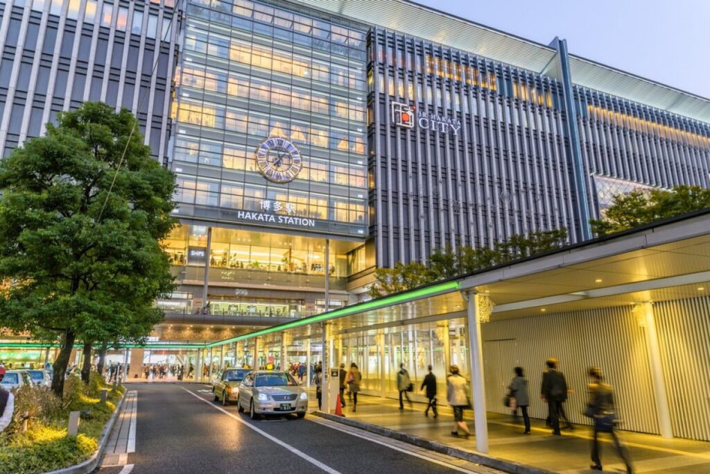 博多駅の外観｜太宰府天満宮アクセスに利用できる出発地