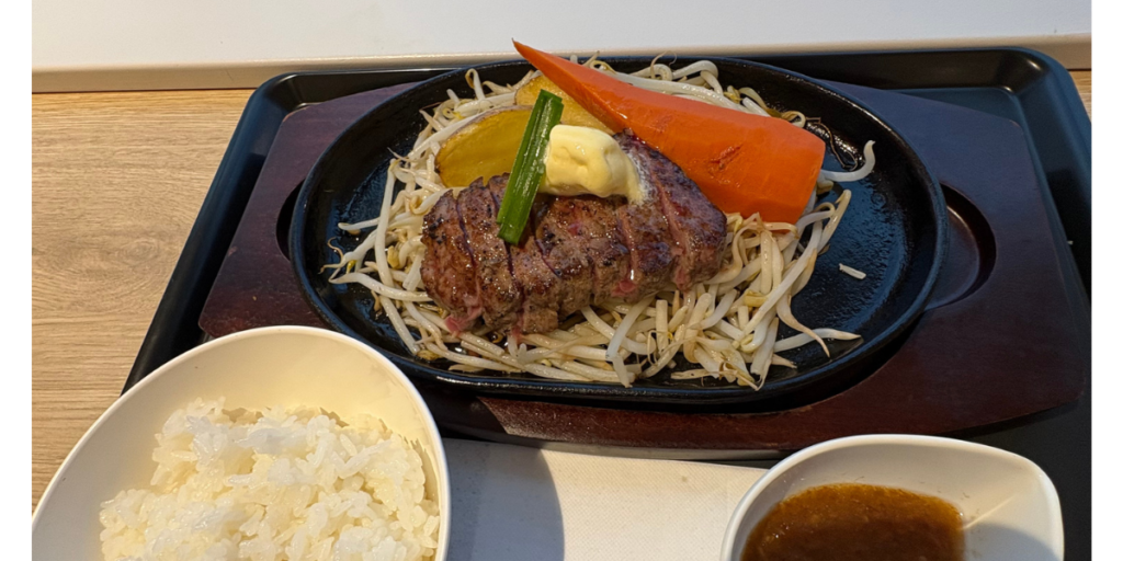 ビフテキ屋うえすたん福岡エアポート店３階にあるステーキの画像